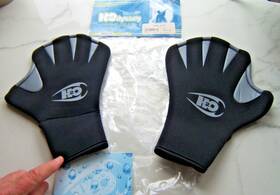7100114 H2odyssey H2o Odyssey Wave Gear Magna Black Gloves Size Small 2nd Pair