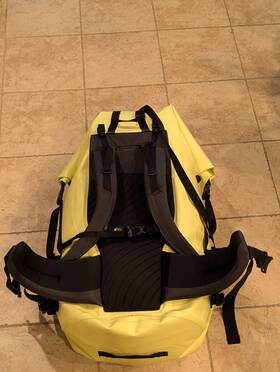 5063-651 Mountain Equipment Company Mec Slogg Hd 115l Dry Pack - Yellow Used