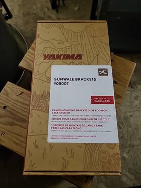 05007 Yakima - Canoe Gunwale Brackets #5007 New Retail Packaging