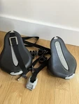 Read Yakima Mako Saddles 4019 In Box Parts. Fixed Price $34.99.
