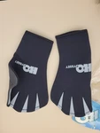 H2ODYSSEY Max Webbed Surf Gloves Size. Fixed Price $33.75.