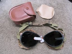 Us WW2 10TH Mountain Ski Sun Goggles W/ Case Nos Khaki Foster Grant Co Date 1942. Fixed Price $45.00.