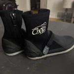 Chota Outdoor Gear River Runner Pull On Boots NB250 Water Sports 6 Women 8. Fixed Price $26.00.