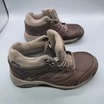 New Balance Goretex Hiking Boot Women 7.5 Brown Leather WW1569BR Waterproof. Fixed Price $29.00.